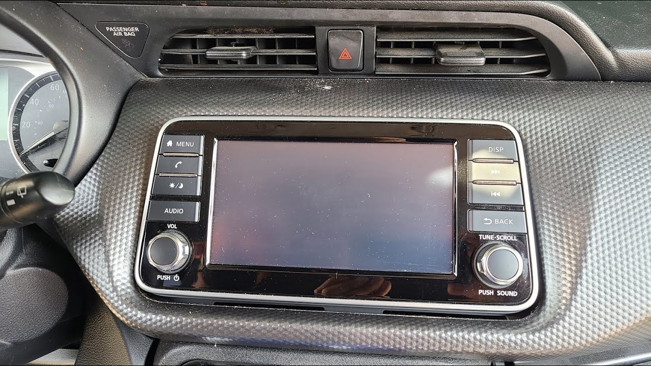 How to Remove Radio / Navigation / Touch Screen from Nissan Kicks 2019 for Repair.