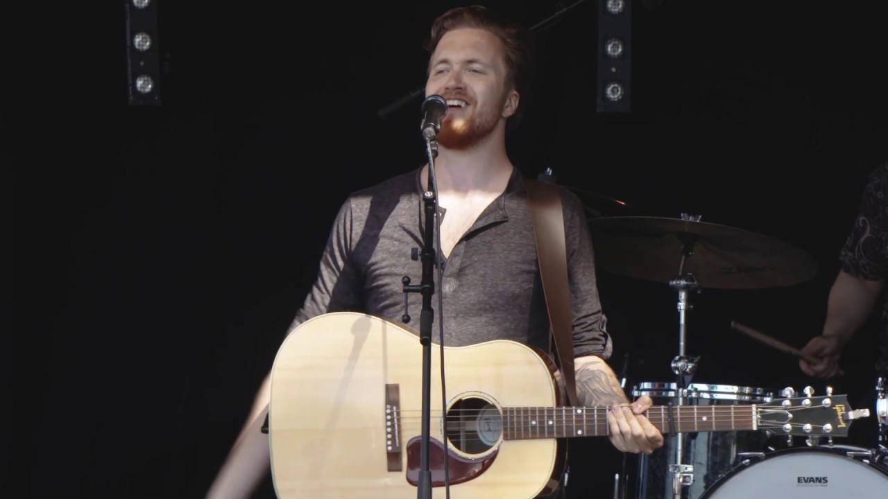 Lauri Peisterä - Elämä on valtatie live @ Qstock 2019