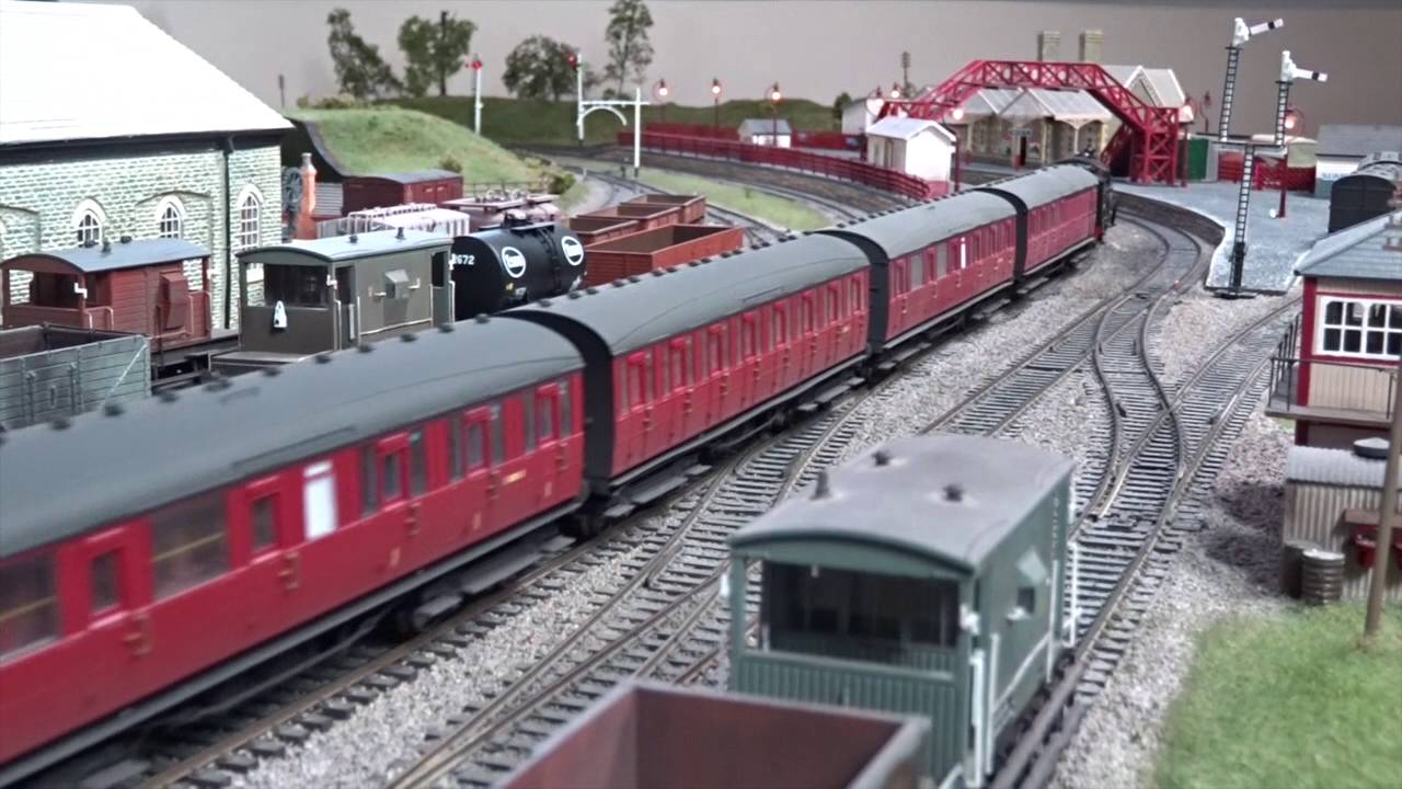 HM110: Bachmann 'V3' 2-6-2T for 'OO'