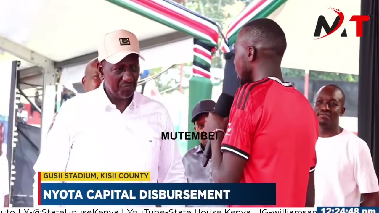 WATCH RUTO VIBING WITH KISII YOUTHS ASKING THEM QUESTIONS AFTER HE SHOWERED THEM WITH MONEY!!