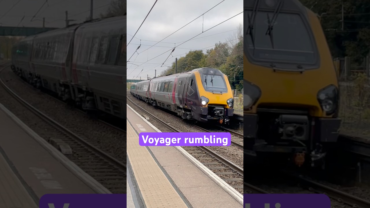 Voyager rumbles through Kings Norton #train
