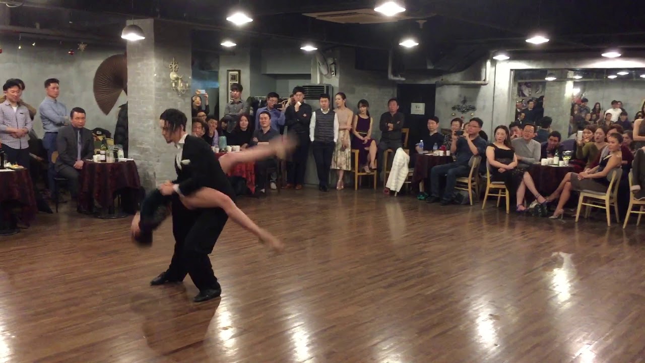 Gallo Ciego - Jimena Calarco & Quique Lopez - NOBLE MILONGA (2019)