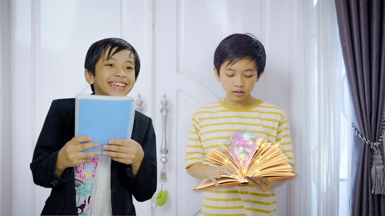 Diwan dapat buku ajaib !! | Fikrifadlu