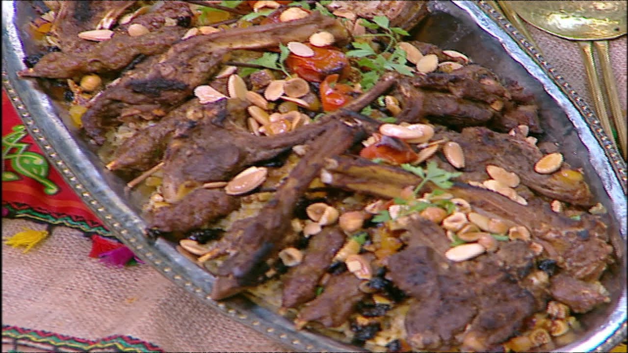 قلبي الصغير لا يحتمل😱 .. سفرة مي شو أول يوم رمضان بالريش والكفتة والكنافة 😋😍