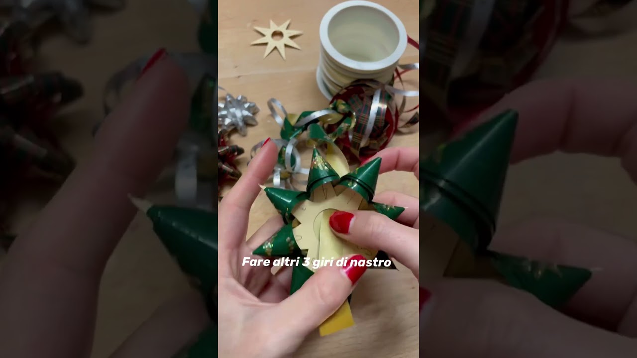 Coccarda semplice per pacco regalo - Gift wrapping idea