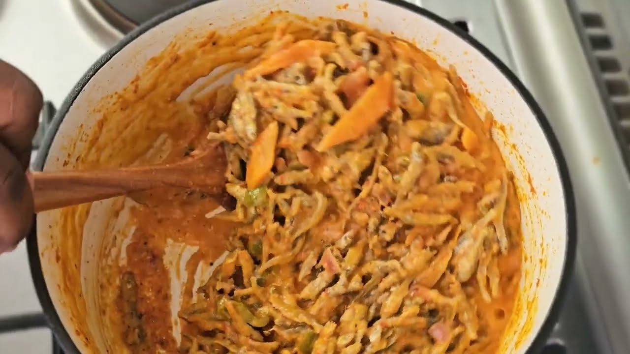 Dagaaa Roast Taaamu. #dagaa #dagaaroast #Malkiafoods 