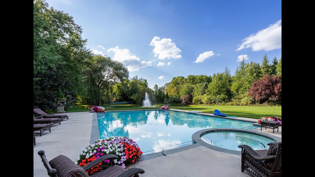 343 Bridgeboro road, Moorestown New Jersey, Mansion in the south