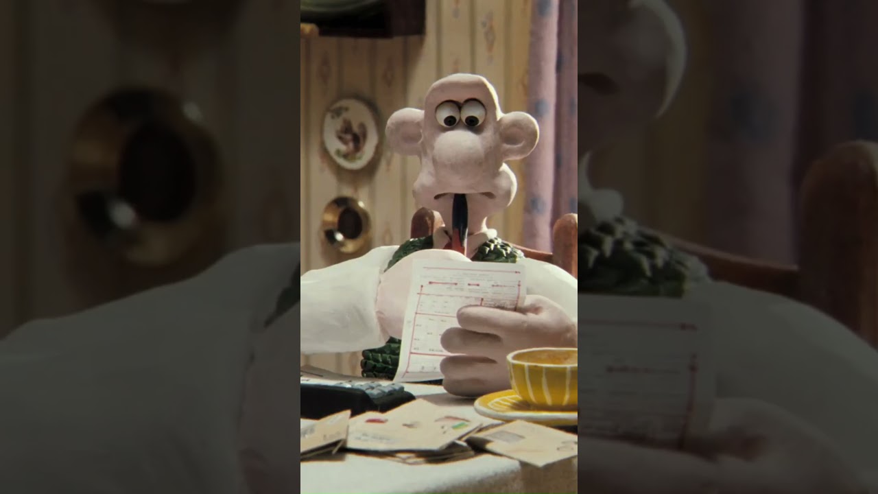 Wallace Hears Domestic Violence #funny #wallaceandgromit  #meme #familyguy #darkhumor  #wallace