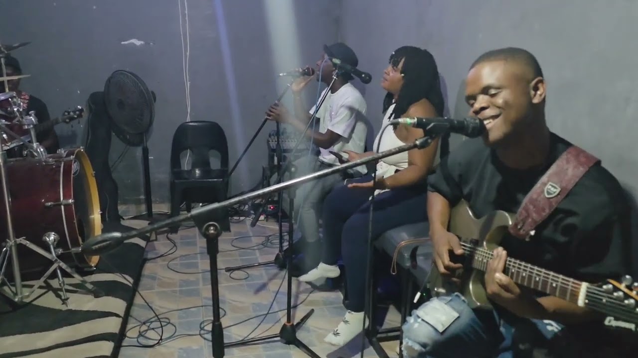 Pertunia Cover by Sir Alick Macheso