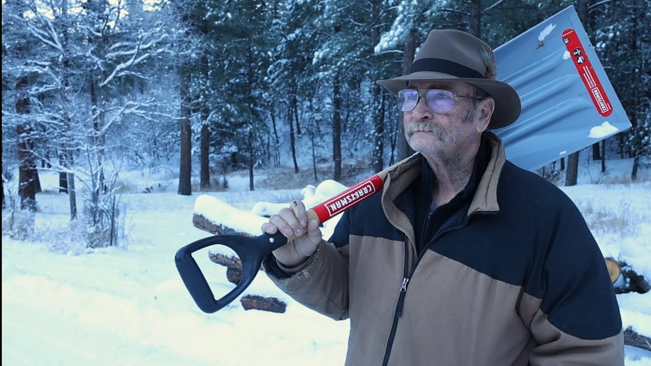 Первый снег в новом году.