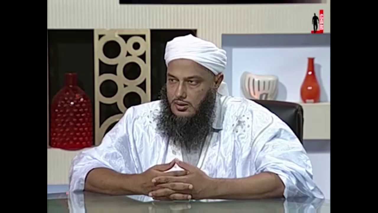 العلامة الددو يجيب على سؤال : هل السنة تنسخ القرآن ؟!