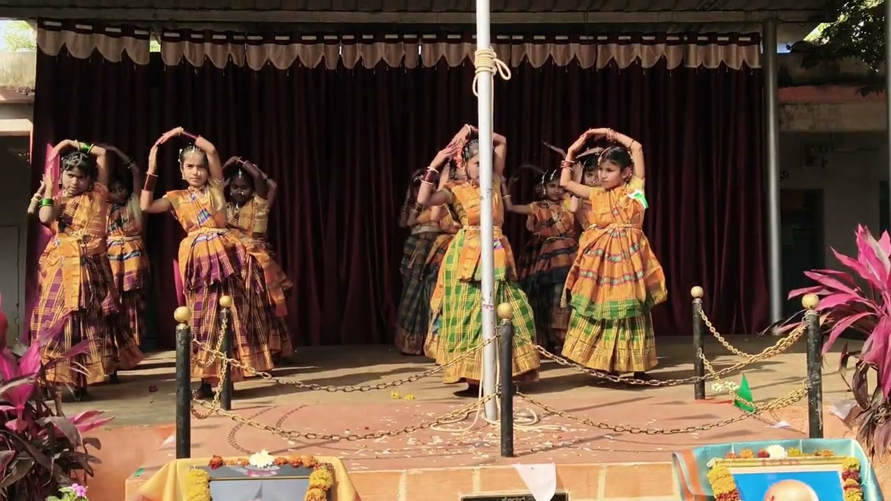ಕೇಳಿಸಿದರೆ ಕಲ್ಲು ಕಲ್ಲಿನಲಿ ನೃತ್ಯ ಎಂ ಪಿ ಎಸ್ ಕೊಣ್ಣೂರ್ 