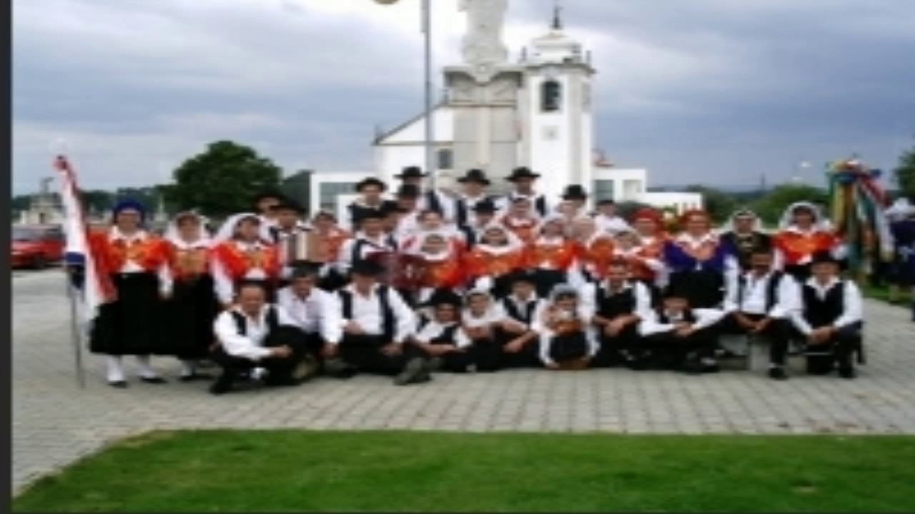 Grupo Folclórico de Ganfei - Carvalho Da Portela
