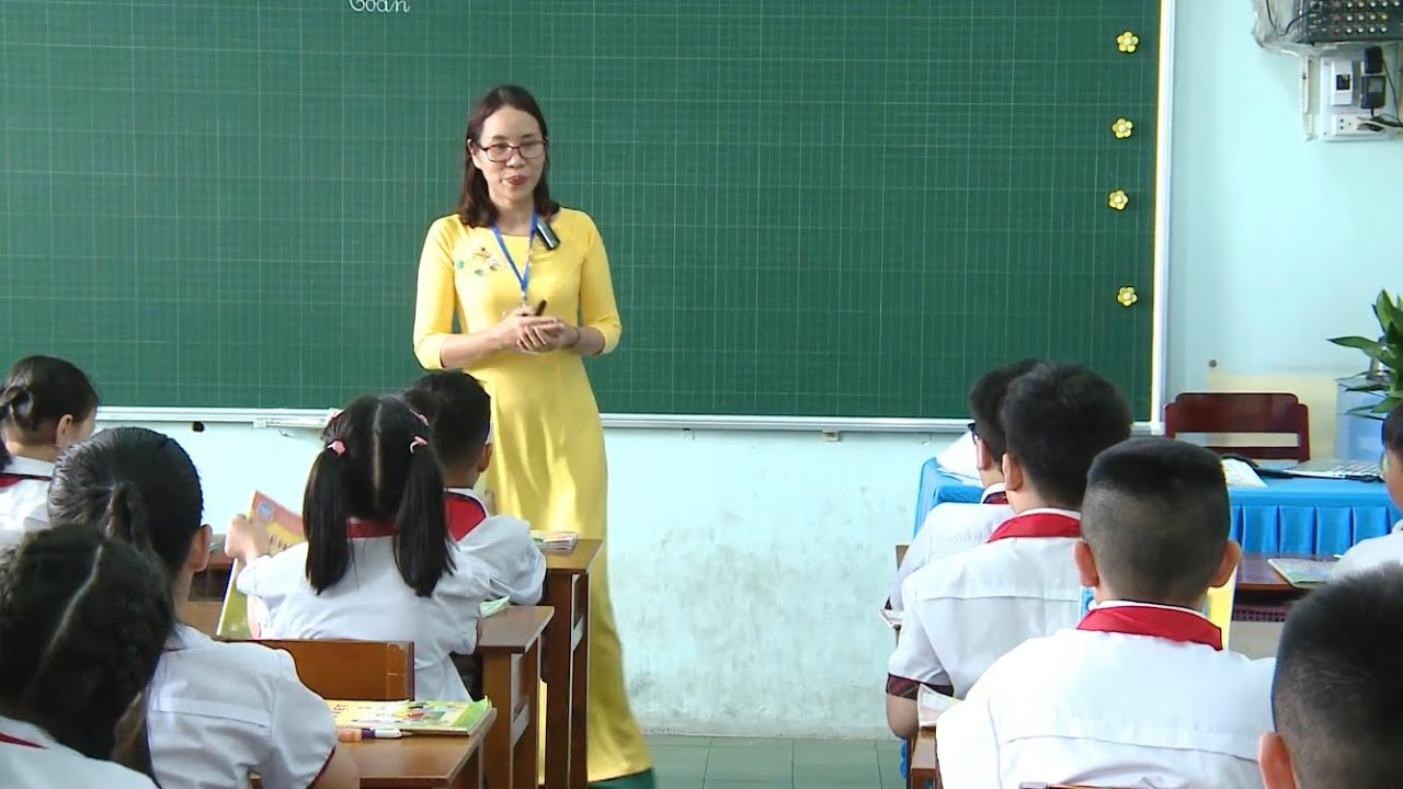 TOÁN 3- BÀI DIỆN TÍCH CỦA MỘT HÌNH, TRƯỜNG TIỂU HỌC TRƯNG VƯƠNG, TP SA ĐÉC; GV: TRẦN THỊ LAN