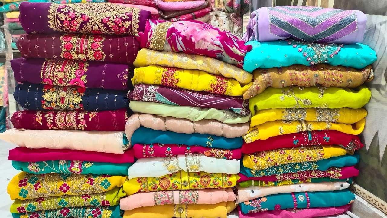 SALE!सेल सेल सेल @1250 वाली सेल,एक बार फिर से हैंड वर्क के सूट लो प्राइस में🎉ORDER NO:89307-87720