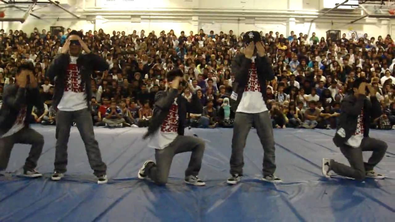 Poreotics perform @ Western HS on 5/21/10