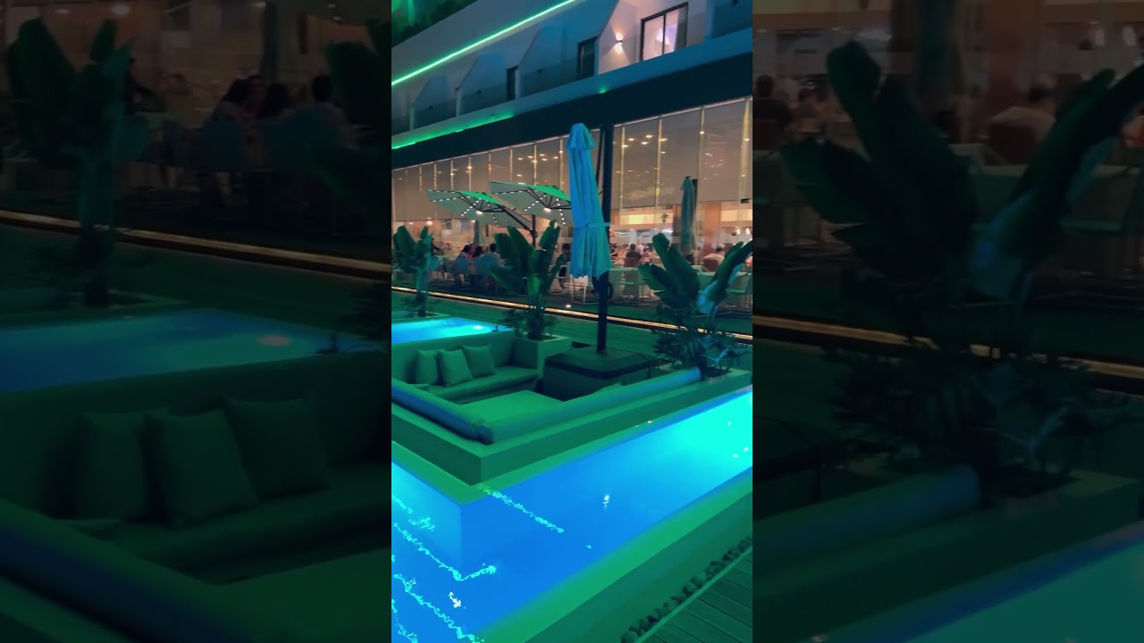 #pool #poolbar #bar #swimmingpool