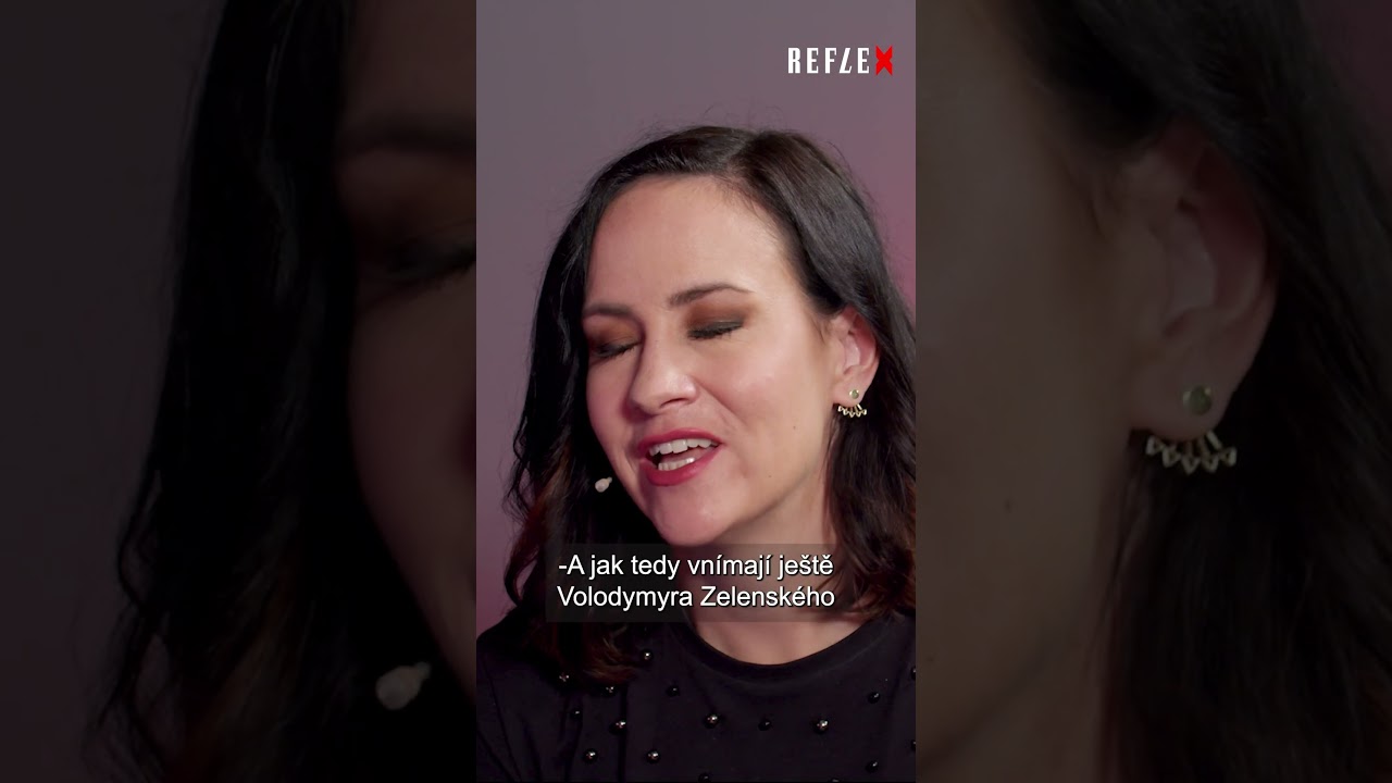 Jak Zelensk&eacute;ho vn&iacute;maj&iacute; sami Ukrajinci?  Lenka V&iacute;chov&aacute; v pořadu Prostor X. @reflex_cz