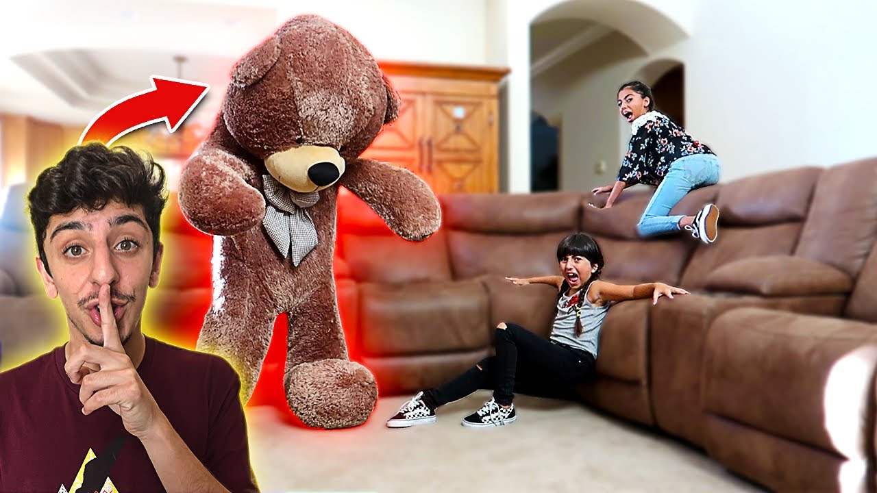 GIANT TEDDY BEAR COMES TO LIFE! (INSANE FREAKOUT)