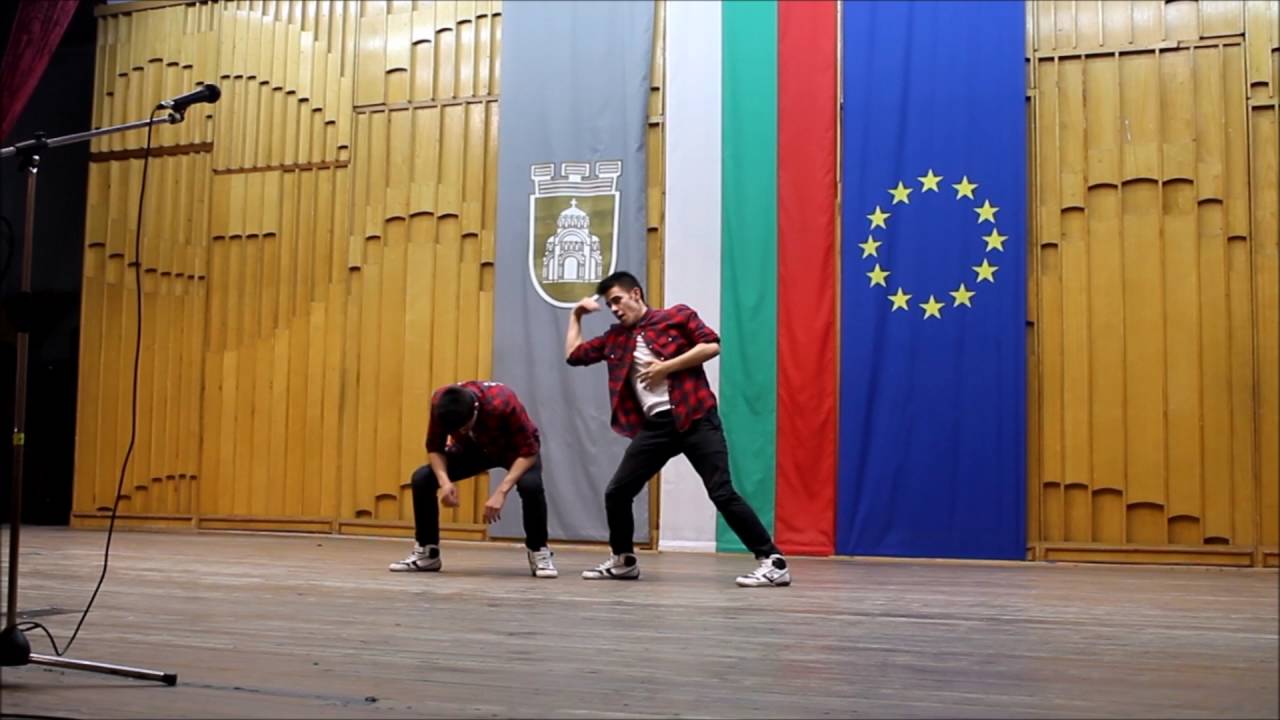 New Twins - Graduation