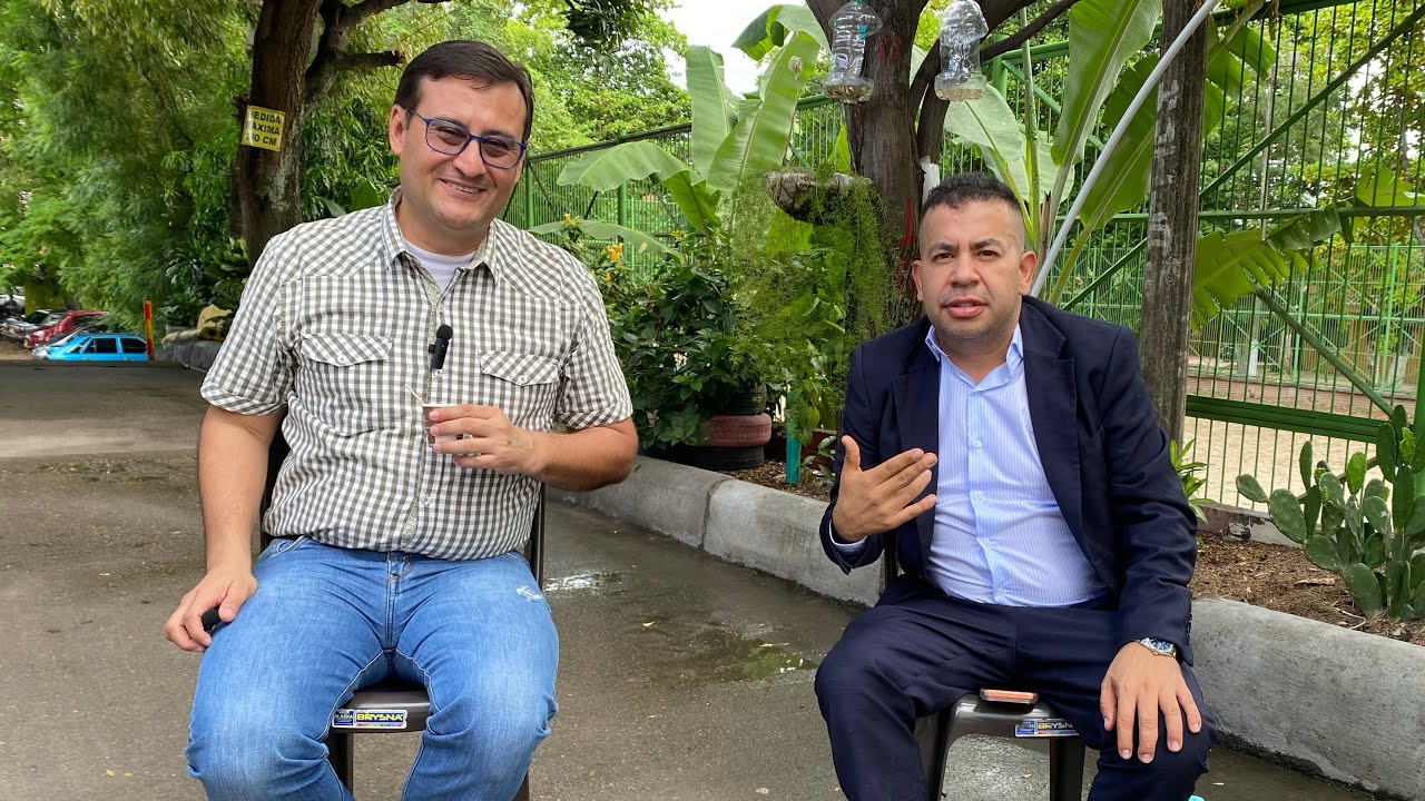 De cantar en buses a llenar escenarios con su voz: La historia del Chakal del Sur 