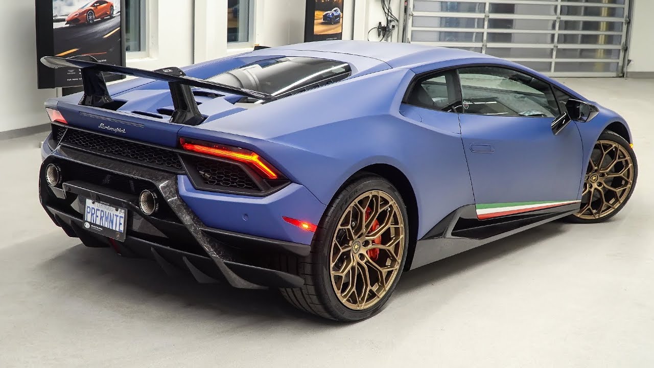 Доставка Lamborghini Huracán LP640-4 Performante 2018 года выпуска в цвете Blu Grifo!!!