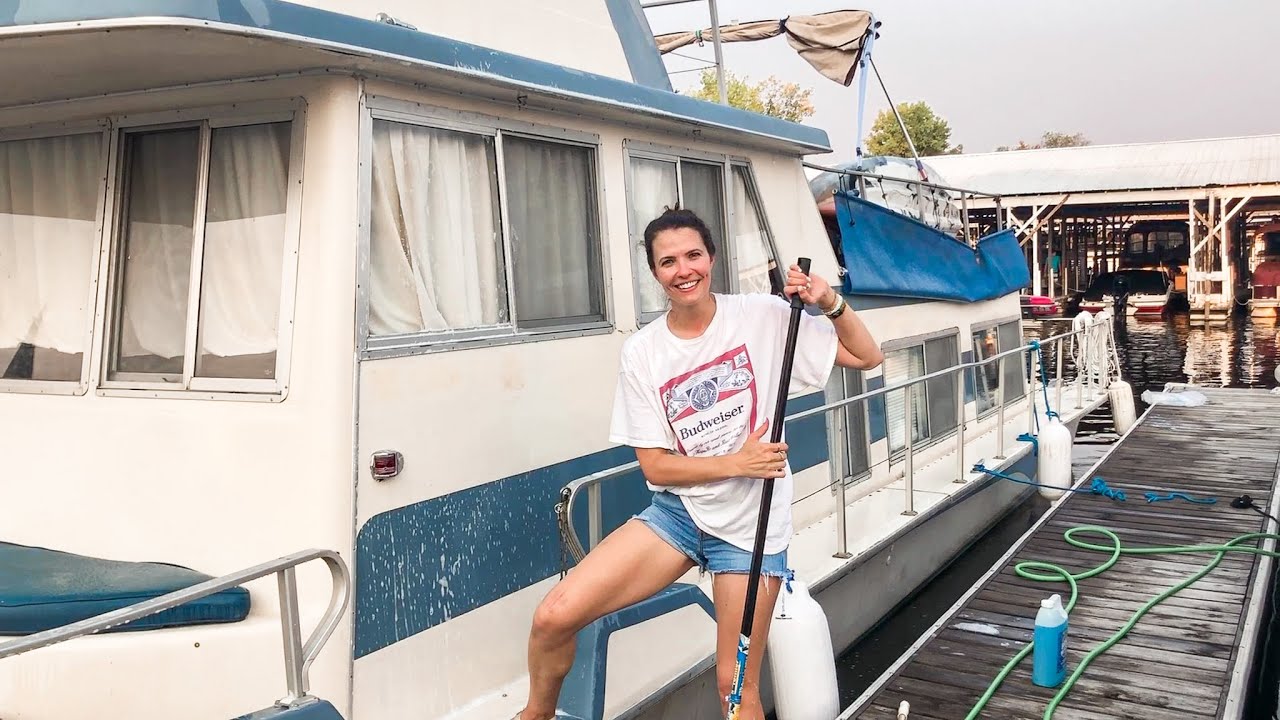 ep 8 - Last Haul Before Heading South on our 1973 Houseboat