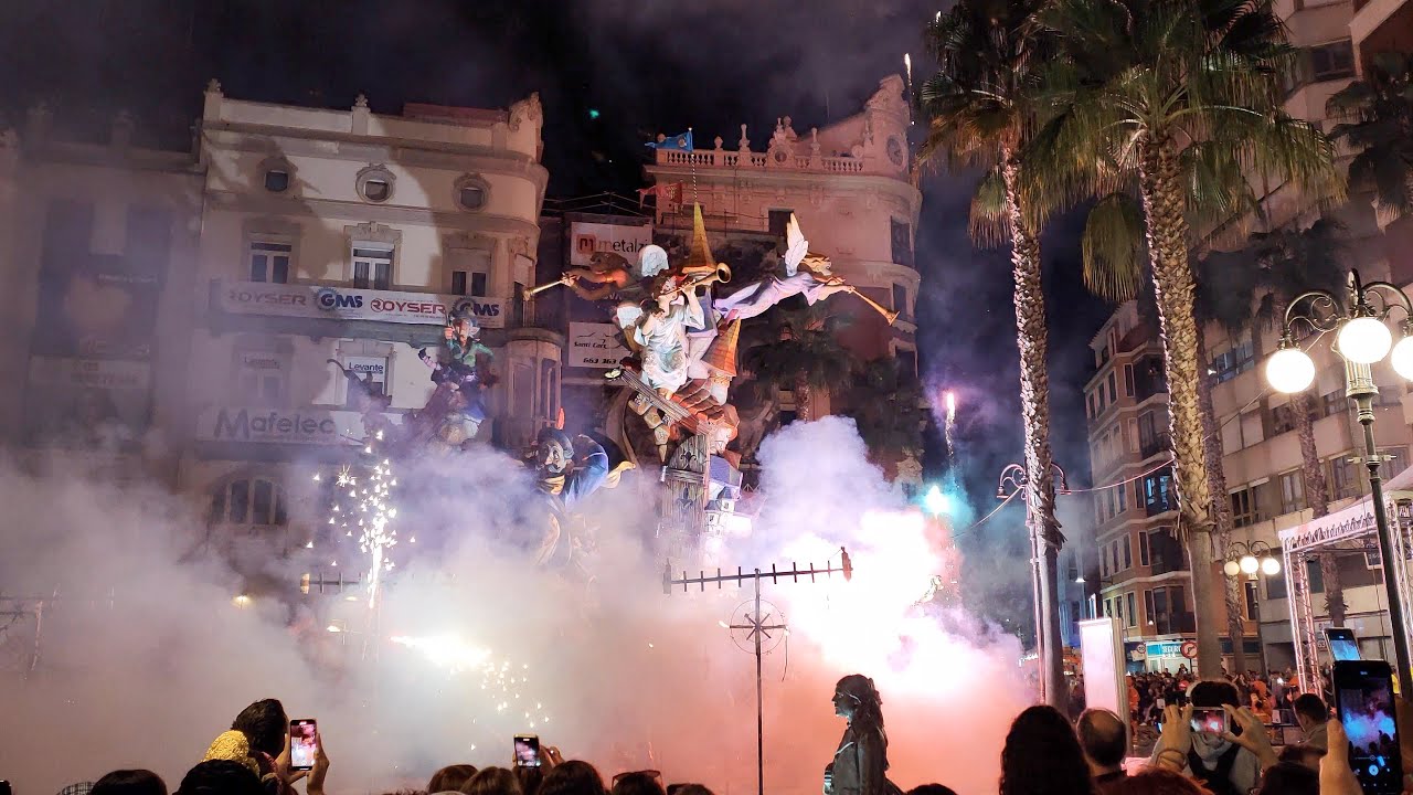 Alzira October Fallas 2021 - The Night of the Cremà