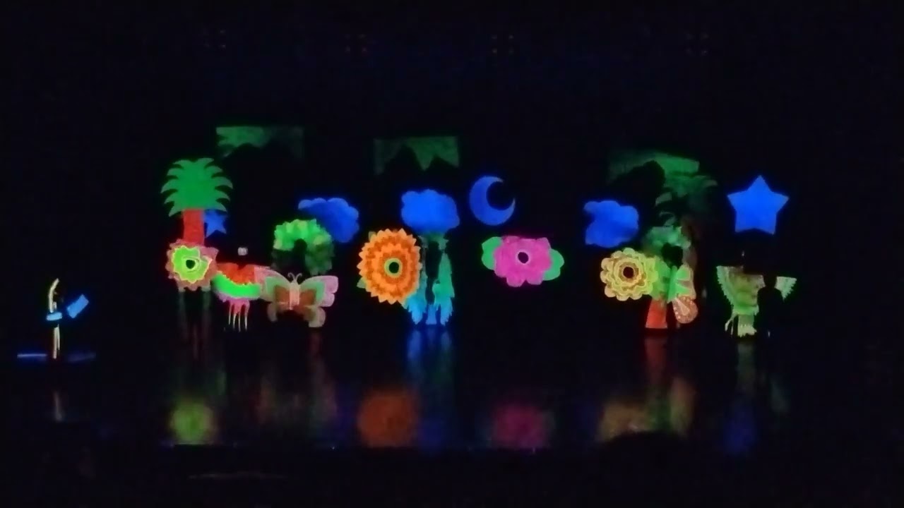 UV Light Effects #hamd power of #allah #annual_day new technology #2026 #safa_school #uvlight 