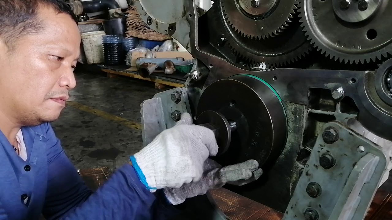 2806C SERIES PERKINS ENGINE part 8 assembled installed oil seal