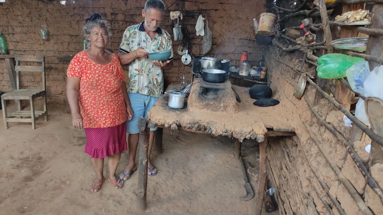 VAMOS CONHECER AS TRADIÇÕES NORDESTINAS VISITANDO A ALDEIA AREIA DOS PEDROS CARNAUBEIRA DA PENHA-PE.