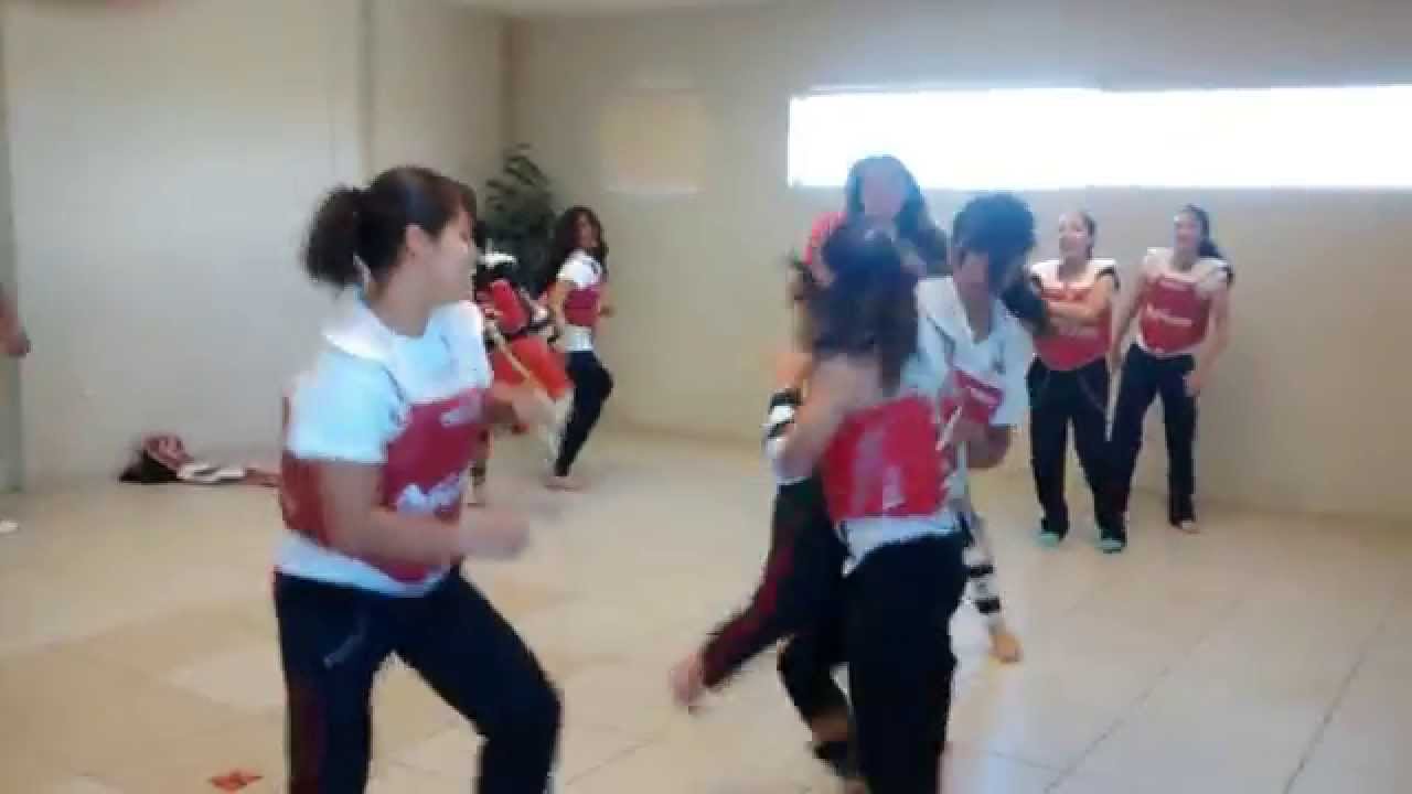 ABUSONAS TODAS CONTRA DOS HAHAHA