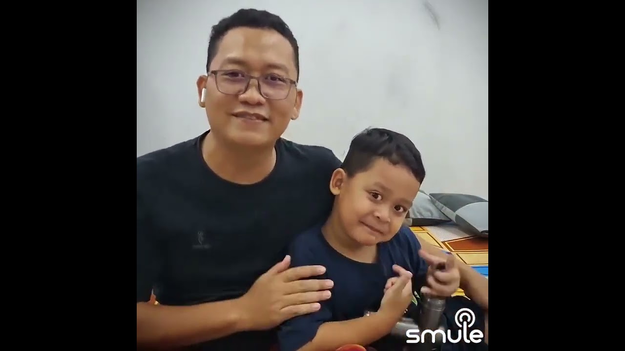 Ayah dan mas hafiz karaoke aku Dudu Rojo