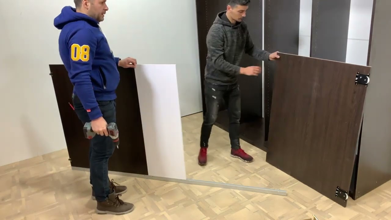 Ghid Practic: Montajul ușii culisante din 3 bucăți  si sistemele de culisare Hafele!