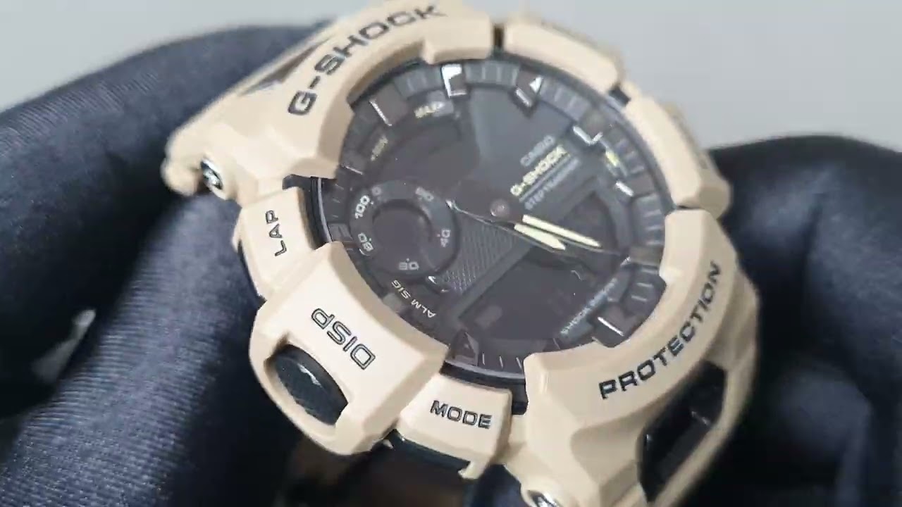 CASIO G-SHOCK G-SQUAD GBA-900UU-5ADR