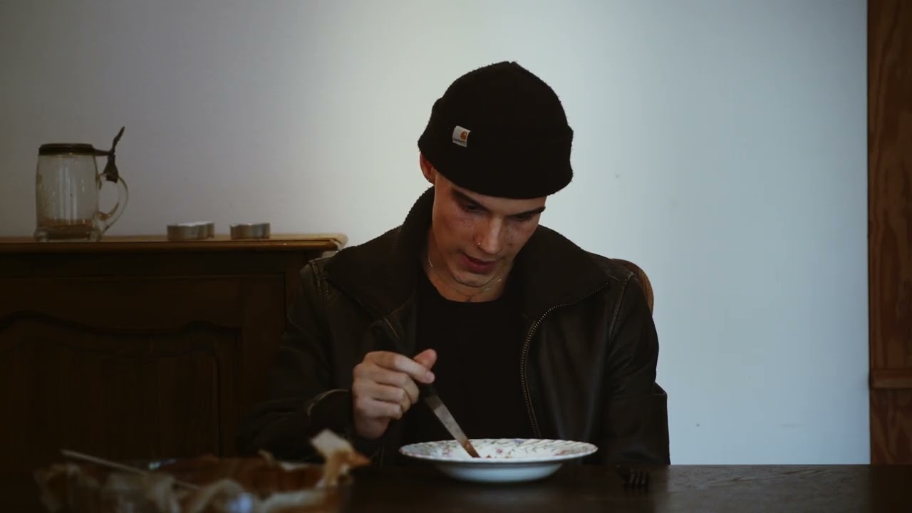 Les larmes ne coulent pas pendant la marée haute - Jule Theli & Raphaël Probst