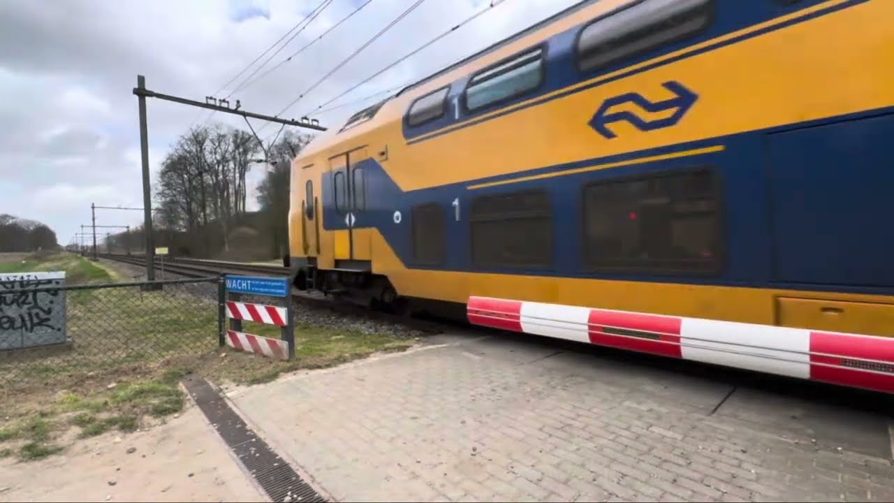 Treinen compilatie Ellecom   zondag-29-maart
