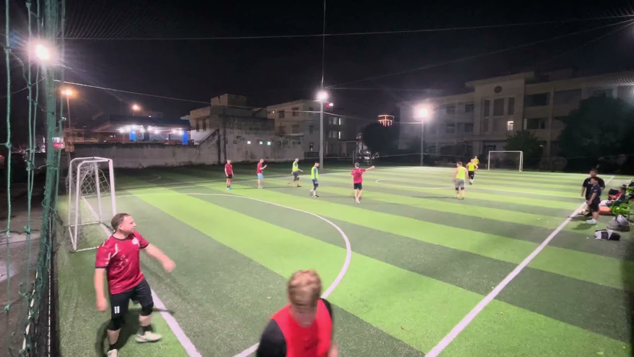 27 февраля 2026 / 3 команды / Ракурс 1 / Футбол Дананг Баньбао