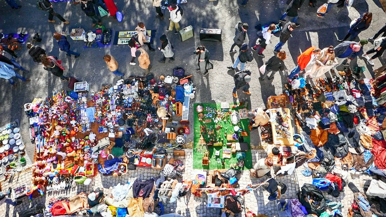 The Feira Da Ladra: THE THIEVES’ MARKET in Lisbon