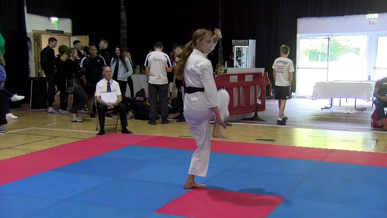 Anna Ford Traditional White Tiger Challenge 2018