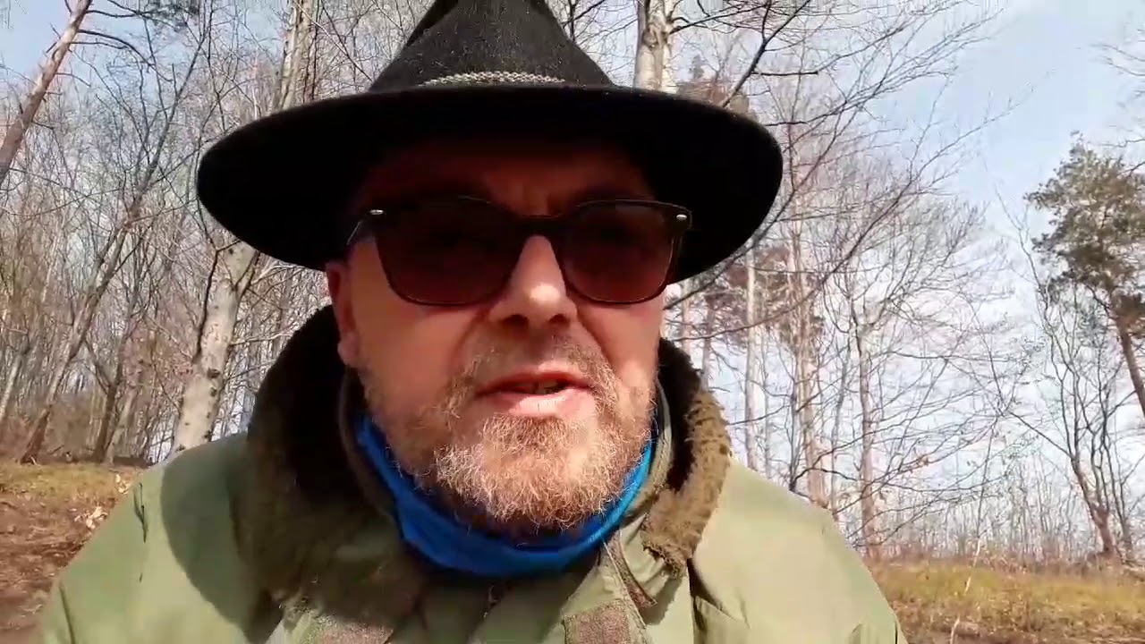 Kuchenka na hollsgas. Bush buddy ultra from Alaska. Esee 4HM from Alabama.
