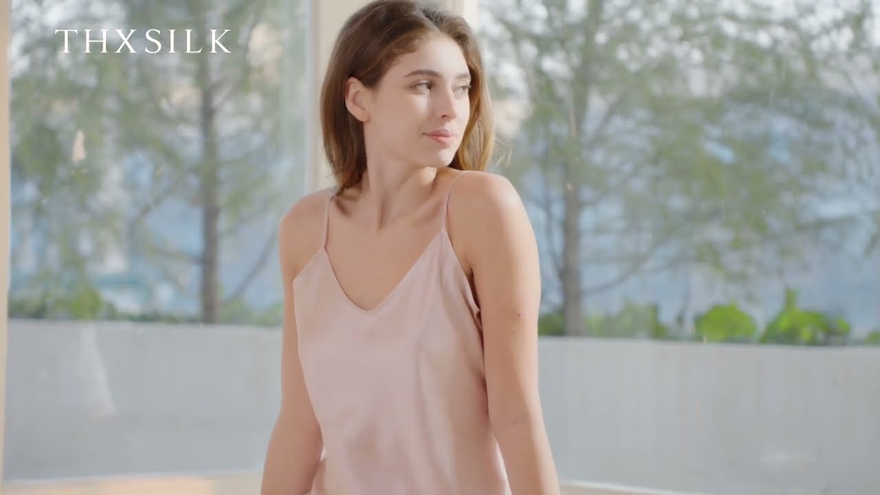 Mom's gift premium selection: Silk camisole set - Soft and silky