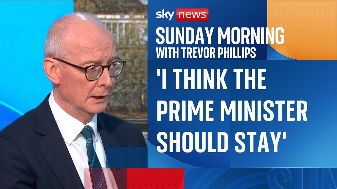 Cabinet minister says he thinks Keir Starmer 'should stay' despite Mandelson scandal