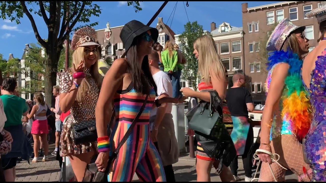 Wereld beroemde Canal Parade – Pride Amsterdam, 6 augustus 2022 - World fa-mous Canal Parade 2022