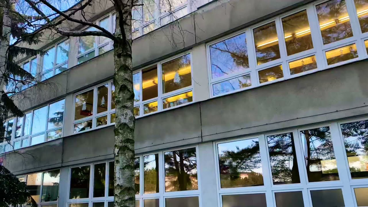 Základná škola Školská Bánovce nad Bebravou.