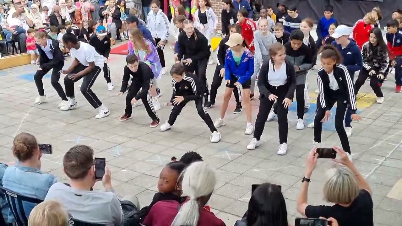 line schoolfeest 6de leerjaar