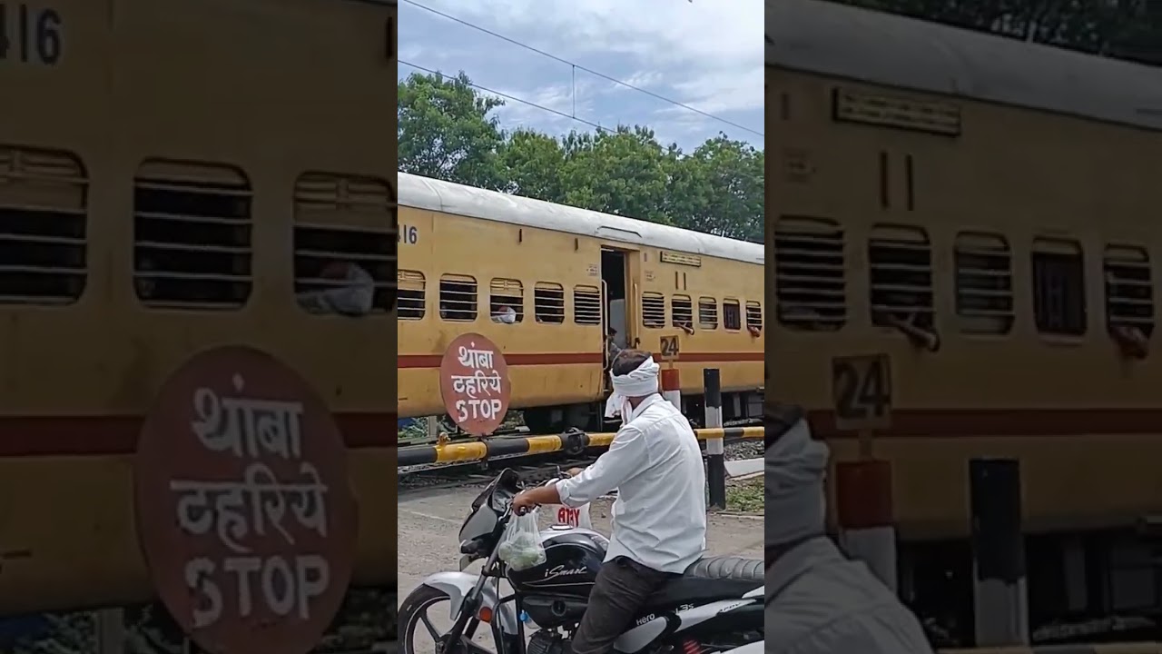 Parli to Akola Train
