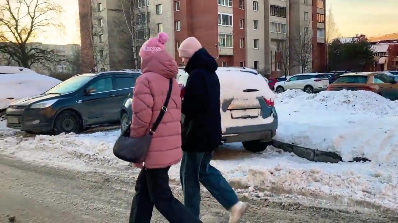 Вот такая вечерняя прогулка и солнышко садится освещает все кругом 25/.2.-9.
