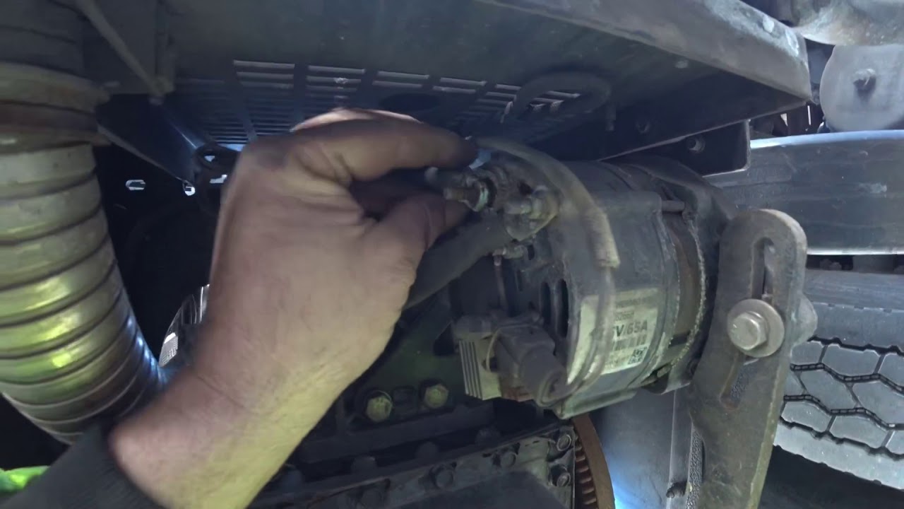 April 1, 2019/102 Truckers does your Thermo King APU display flash & not start,try this!