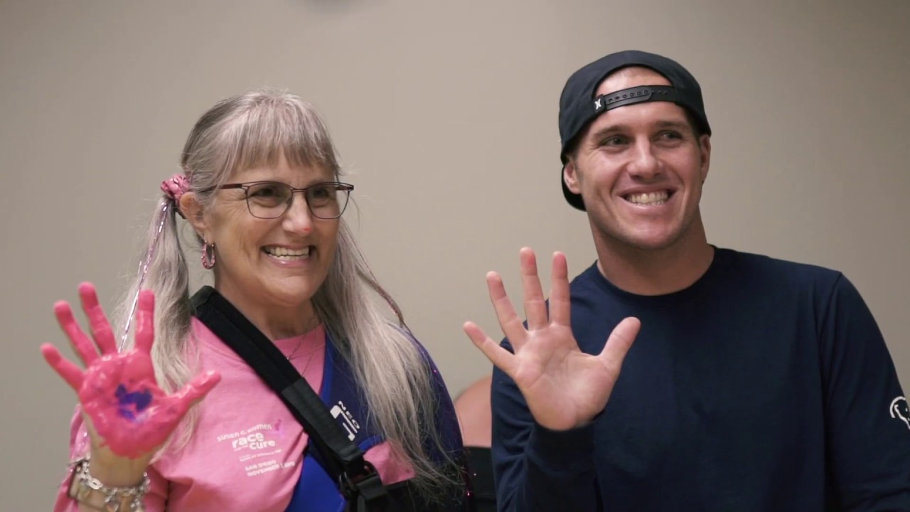Jojo Roper visits UCSD Moores Cancer Center